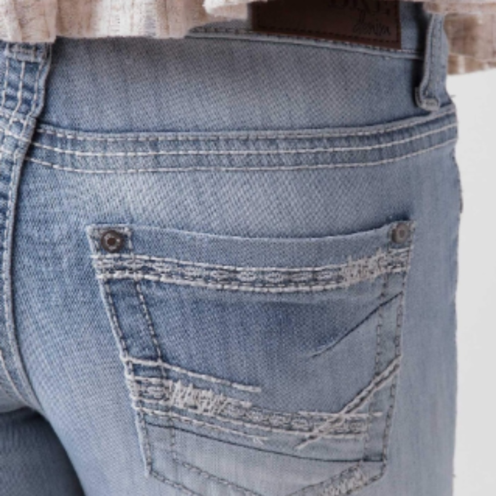 (SOLD) BKE Buckle Londyn Boot Stretch Jean 28R